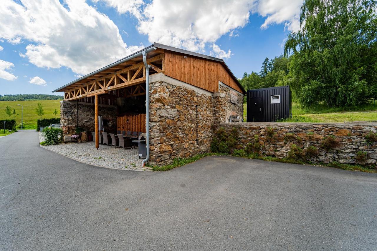 Family Apartments V Zatisi Dolni Morava Exterior photo